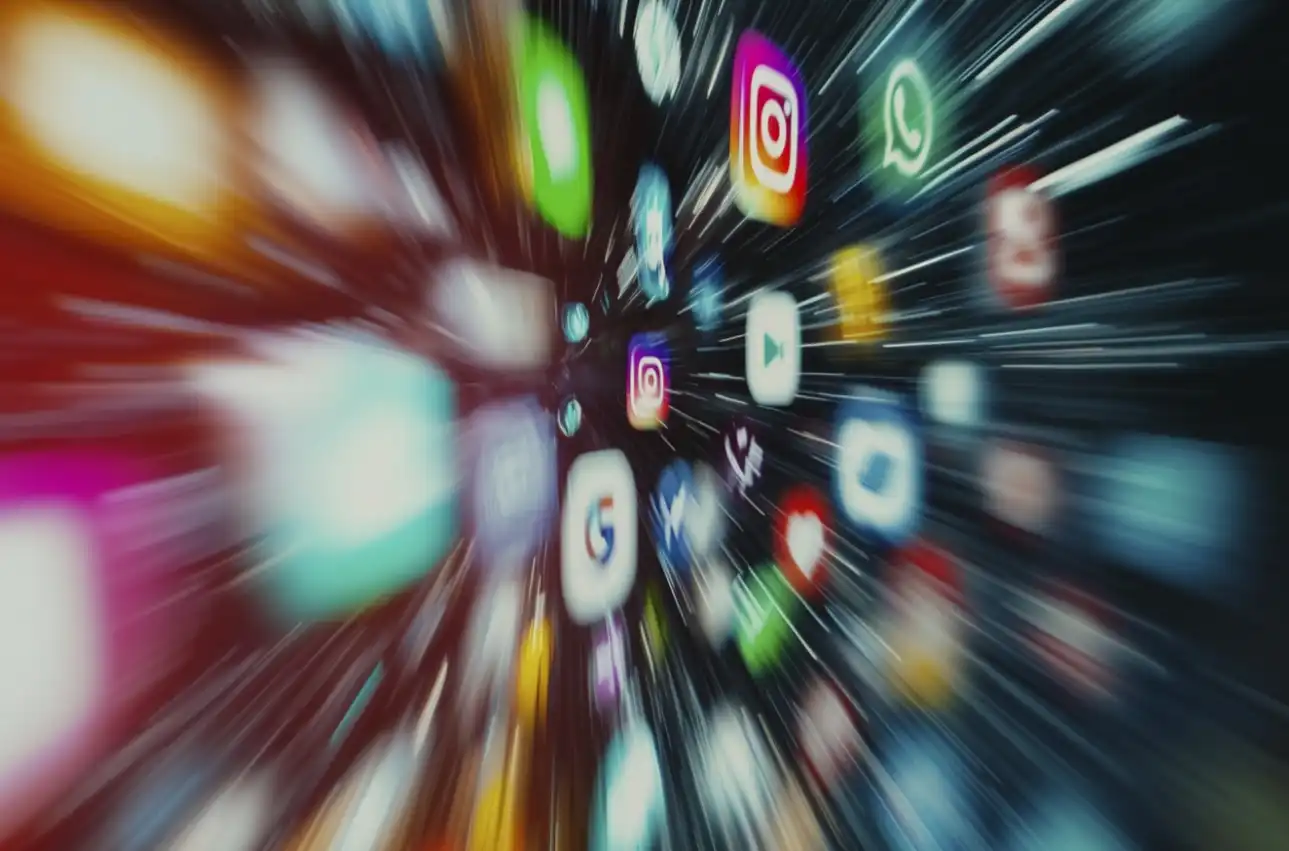 Hook, Line, and Viral: How to Craft Irresistible Hooks That Grab Attention